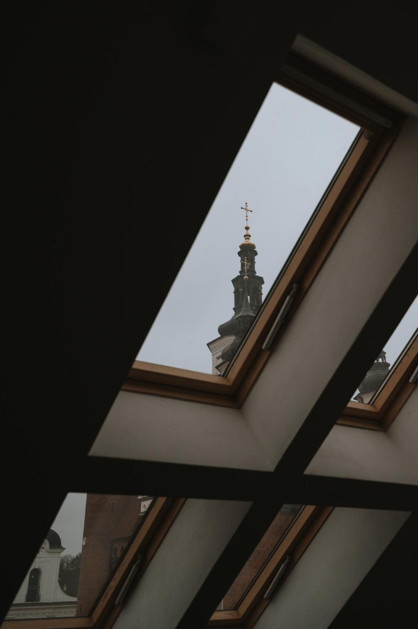 Pokoje Goscinne Domu Pielgrzyma W Supraslu Exterior foto
