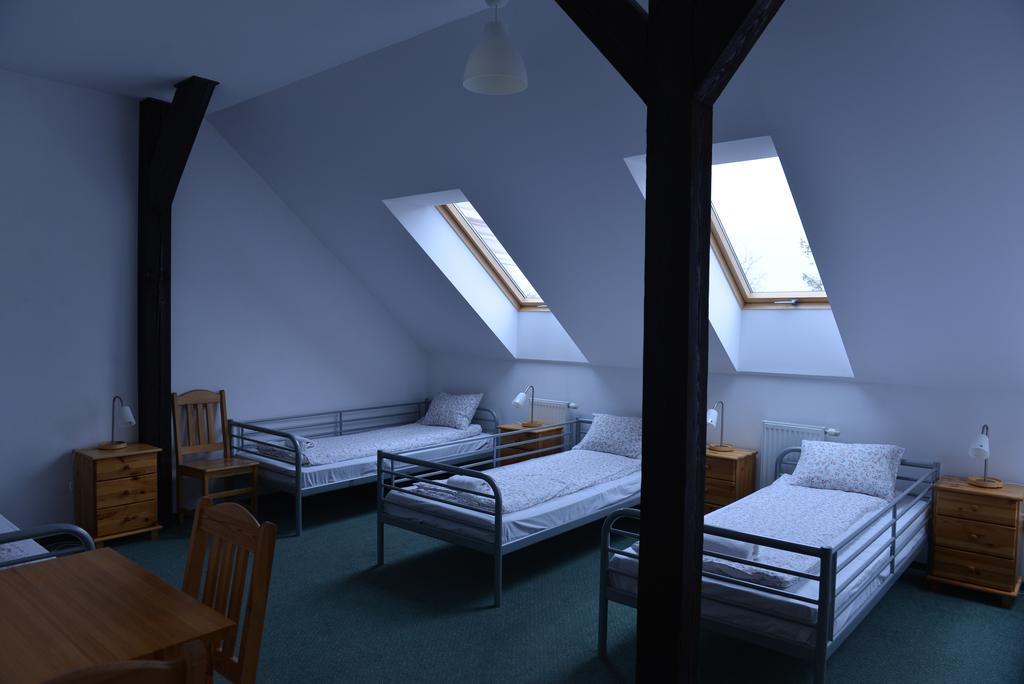 Pokoje Goscinne Domu Pielgrzyma W Supraslu Zimmer foto